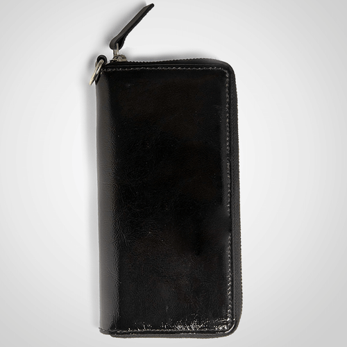 The Clutch — Effortless Sophistication in Motion - Dellamano