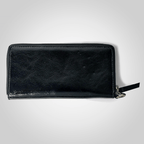 The Clutch — Effortless Sophistication in Motion - Dellamano