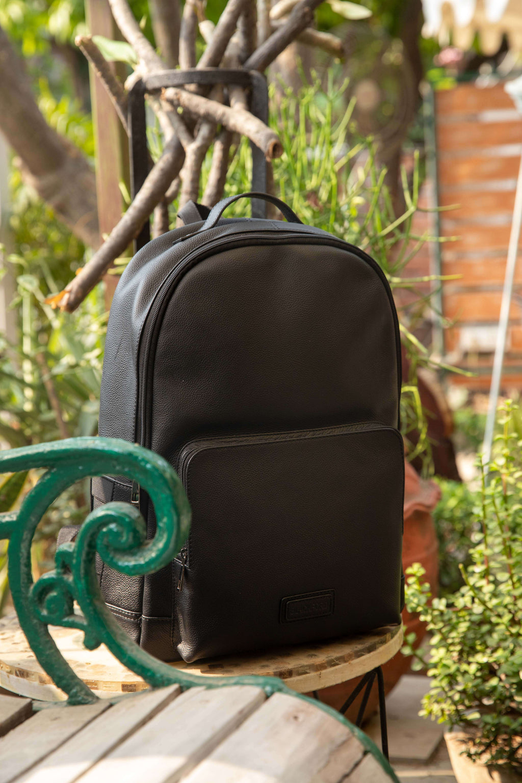 The Roma - Italian leather backpack in Black