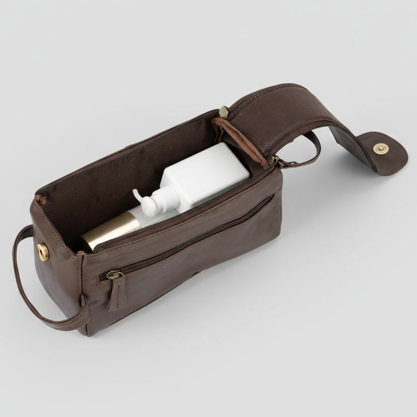 The Handy Toiletry – Italian Leather Dopp Kit - Dellamano