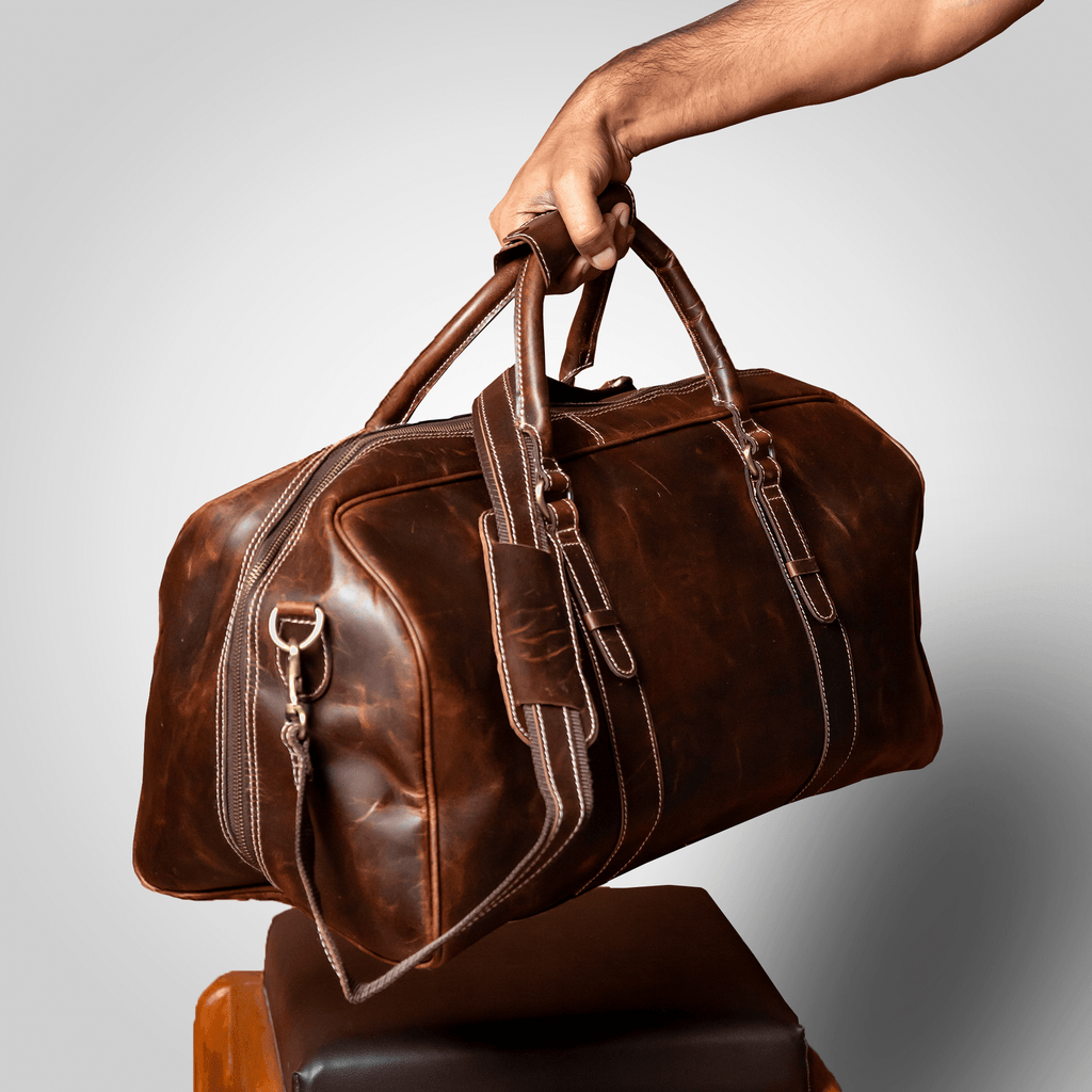 The Weekender – Leather Duffle Bag - Dellamano